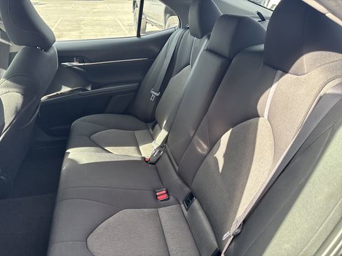 Used 2024 Toyota Camry LE image 13