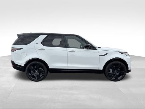 Used 2025 Land Rover Discovery Dynamic SE AWD/4WD image 5