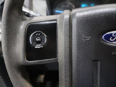 Used 2016 Ford F550 2WD Regular Cab Super Duty image 16