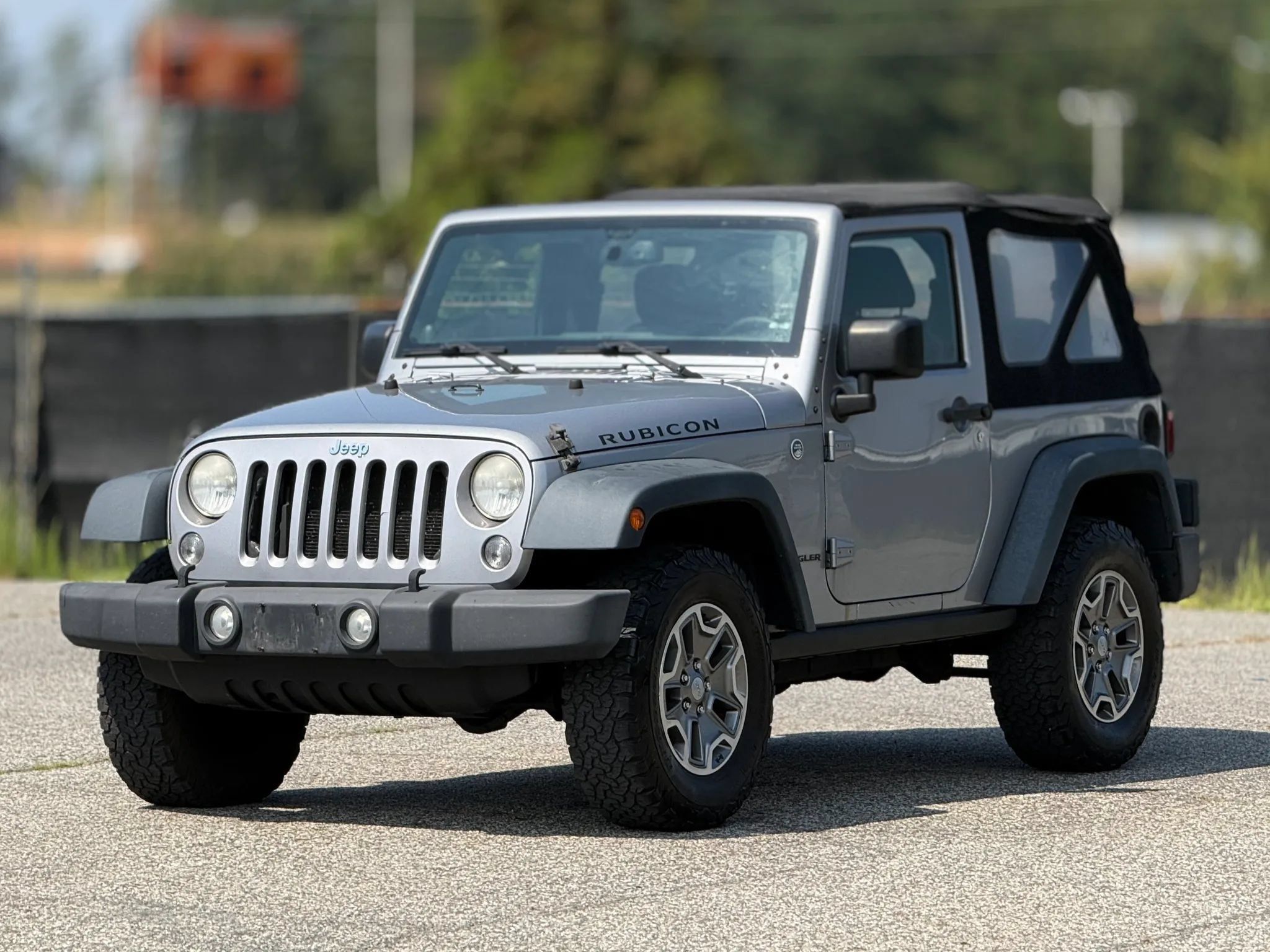 Used 2014 Jeep Wrangler Rubicon w/ Power Convenience Group AWD/4WD image 6