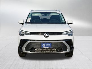 Used 2025 Volkswagen Taos SE video 2