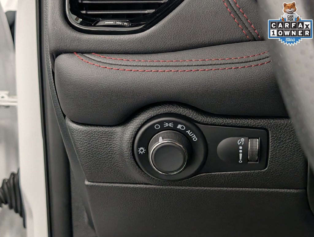 Used 2025 Dodge Durango GT AWD/4WD image 25