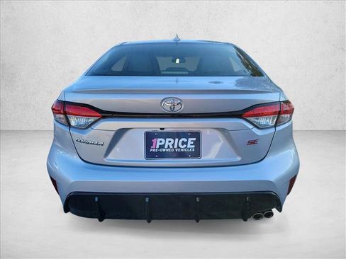 Used 2023 Toyota Corolla SE image 6
