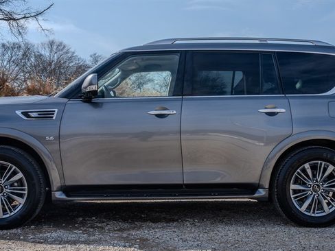 Used 2020 INFINITI QX80 Luxe w/ Proassist Package image 2