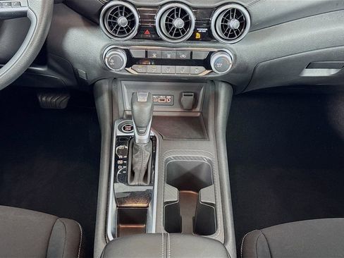 Used 2024 Nissan Sentra SV image 35