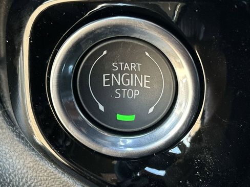 New 2026 GMC Sierra 1500 Elevation image 17