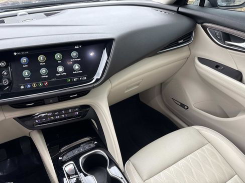Certified 2023 Buick Envision Avenir image 27