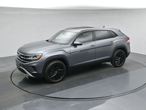 Used 2023 Volkswagen Atlas Cross Sport SE w/ Panoramic Sunroof Package image 43