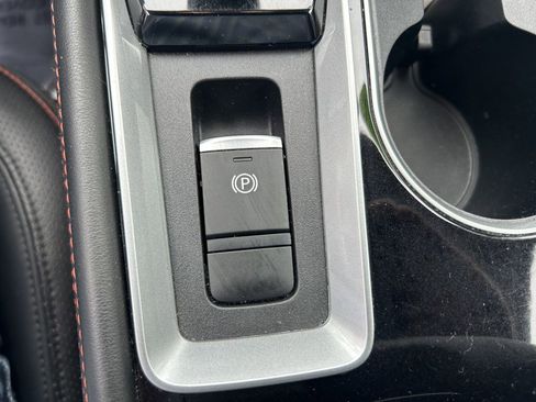 Used 2024 Nissan Altima 2.5 SR AWD/4WD image 15