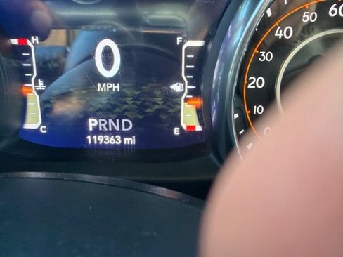Used 2018 Jeep Wrangler Unlimited Sahara AWD/4WD image 2