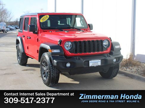 Used 2024 Jeep Wrangler Sport S image 3