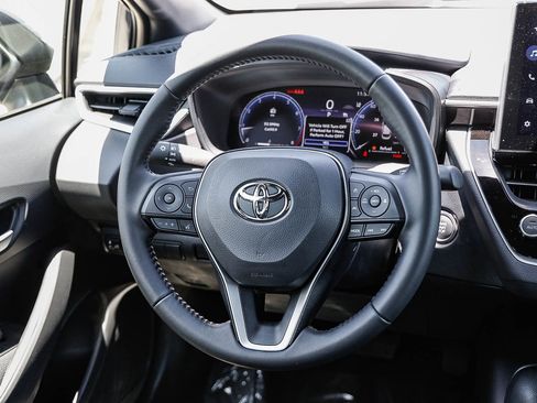 Used 2026 Toyota Corolla SE FWD image 13
