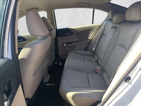 Used 2017 Honda Accord LX image 17