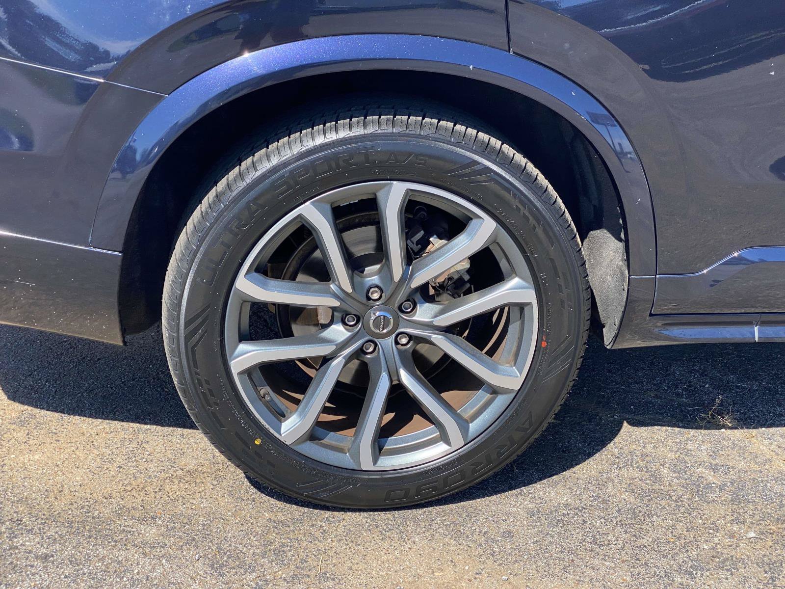Used 2019 Volvo XC90 T6 Momentum AWD/4WD image 23