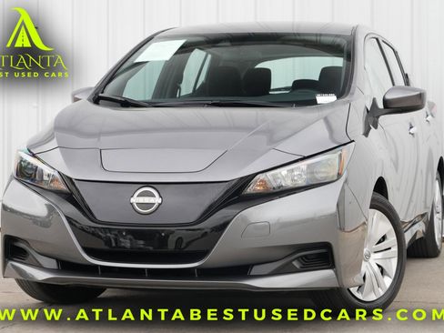 Used 2025 Nissan Leaf S image 1