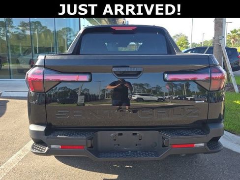 Used 2024 Hyundai Santa Cruz SEL AWD/4WD image 4