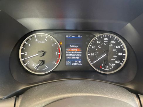 Used 2025 Nissan Sentra S image 34