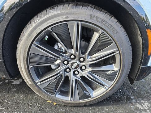 New 2025 Cadillac Lyriq Sport image 9