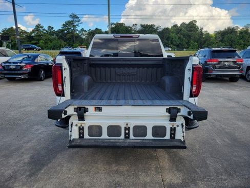 Used 2022 GMC Sierra 1500 SLT AWD/4WD image 8