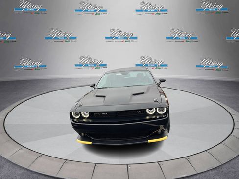 Used 2020 Dodge Challenger R/T image 8
