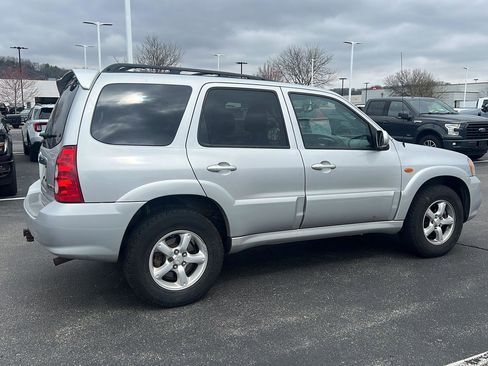 Used 2005 MAZDA Tribute s w/ Package 3 image 5