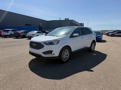 Used 2024 Ford Edge SEL w/ Convenience Package