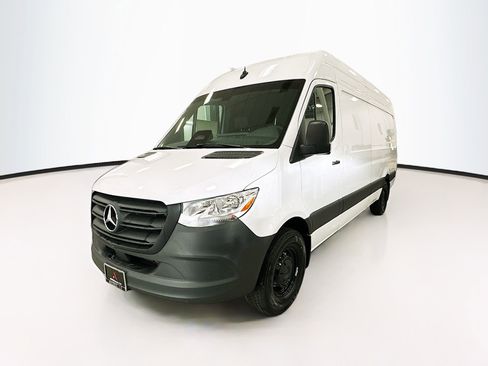 New 2026 Mercedes-Benz Sprinter 2500 image 3