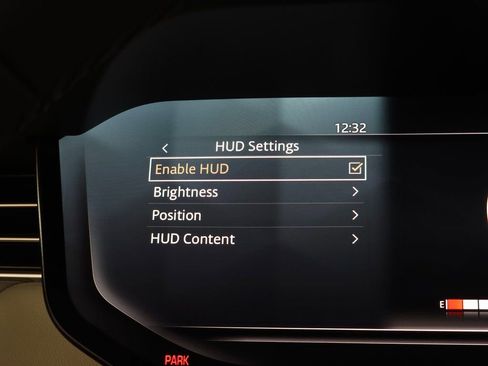 Used 2025 Land Rover Range Rover SE image 21