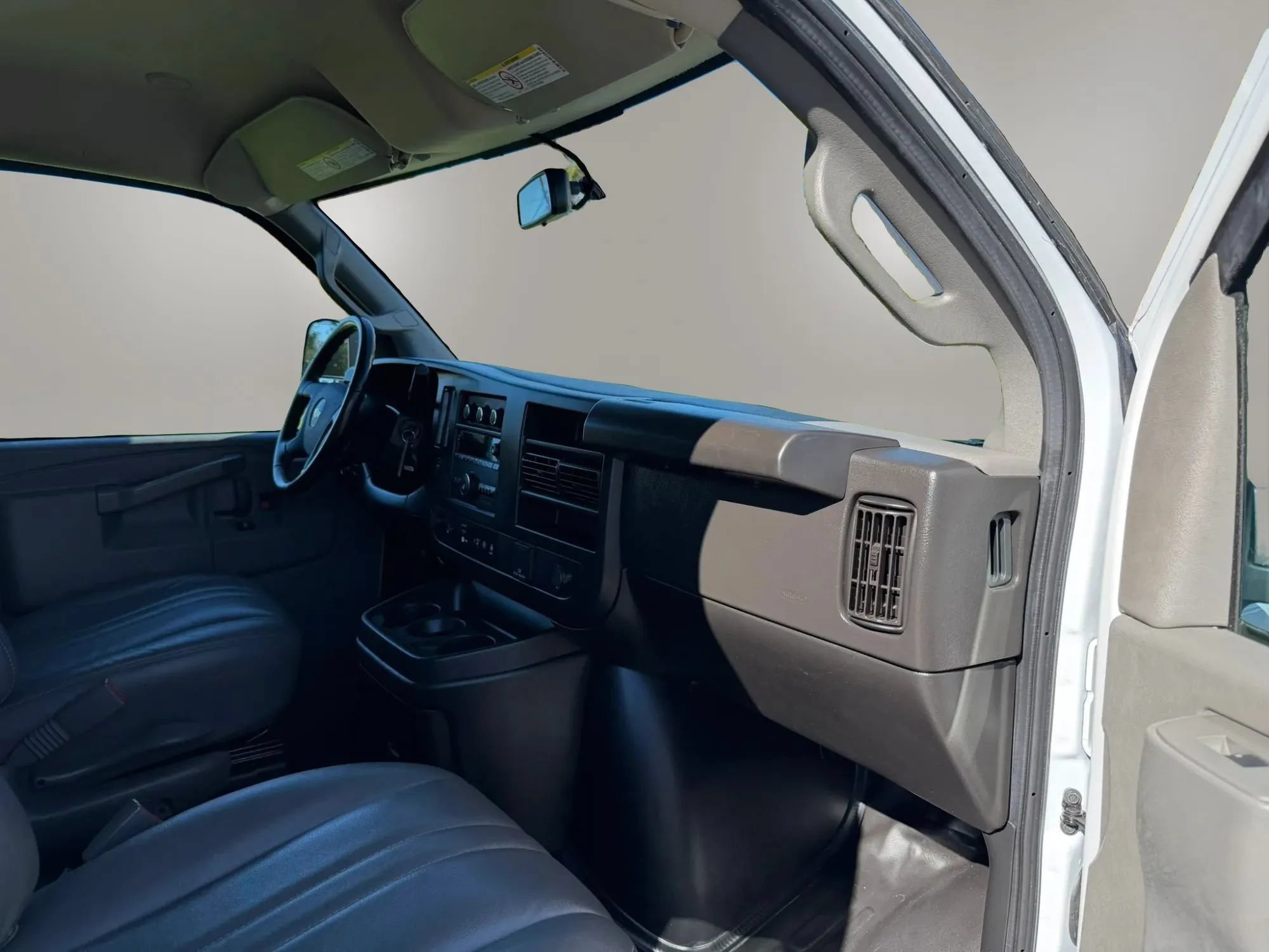 Used 2023 Chevrolet Express 2500 Extended w/ Driver Convenience Package RWD image 38