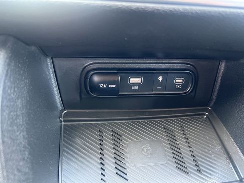 Used 2023 Kia Sportage EX image 55