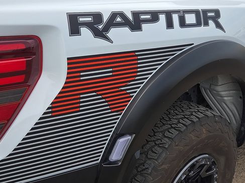 Used 2025 Ford F150 Raptor w/ Equipment Group 803A Raptor R AWD/4WD image 17