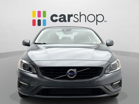 Used 2018 Volvo S60 T5 Dynamic w/ Vision Package FWD image 8