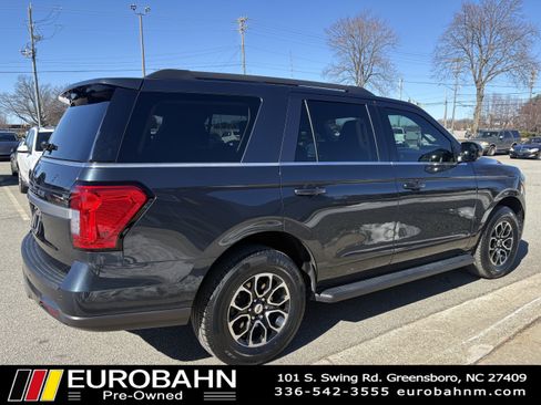 Used 2022 Ford Expedition XLT image 30