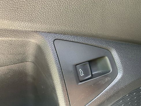 Used 2019 Volkswagen Jetta S FWD image 19