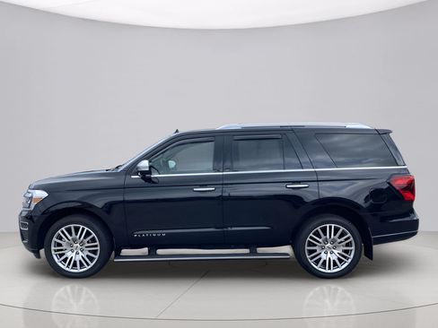 Used 2023 Ford Expedition Platinum AWD/4WD image 5