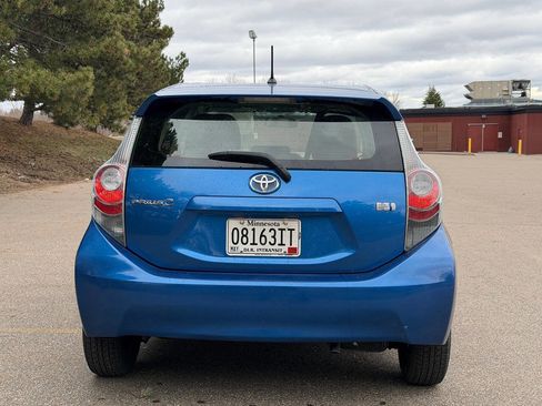Used 2013 Toyota Prius C Two image 4
