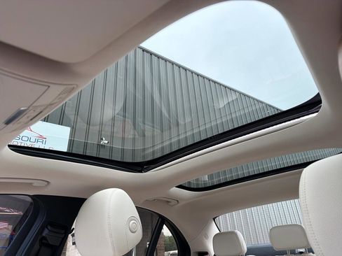 Used 2017 Mercedes-Benz E 300 4MATIC image 59