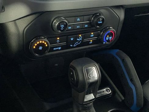 Used 2023 Ford Bronco Black Diamond w/ Sasquatch Package AWD/4WD image 22