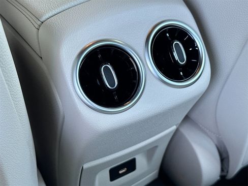 New 2025 Mercedes-Benz CLA 250 4MATIC image 13