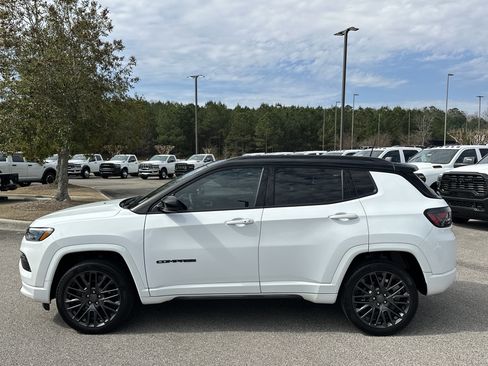 Used 2022 Jeep Compass High Altitude AWD/4WD image 4