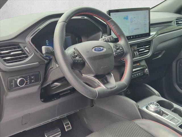 Certified 2024 Ford Escape ST-Line w/ Tech Pack #1 AWD/4WD image 9