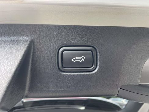 Used 2024 Hyundai Tucson Limited AWD/4WD image 11