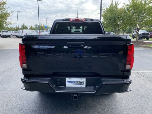 Used 2026 Chevrolet Colorado Z71 w/ Technology Package AWD/4WD image 8