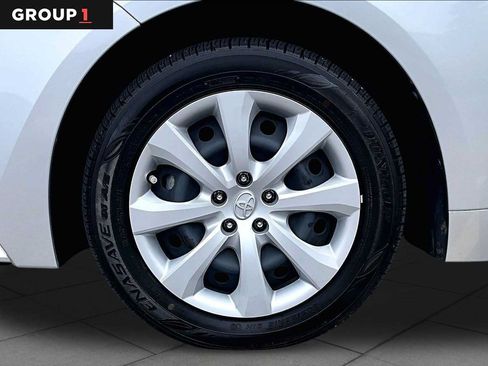 Used 2024 Toyota Corolla LE FWD image 11