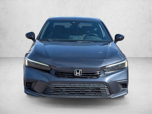 Used 2023 Honda Civic Sport image 2