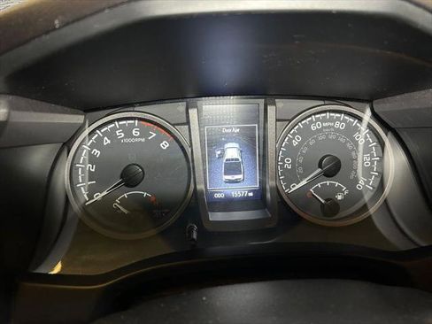 Used 2023 Toyota Tacoma TRD Sport w/ Technology Package AWD/4WD image 21