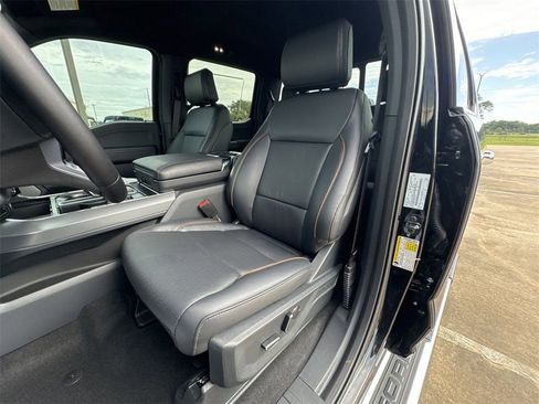 New 2025 Ford F150 Lariat w/ Equipment Group 502A High image 19