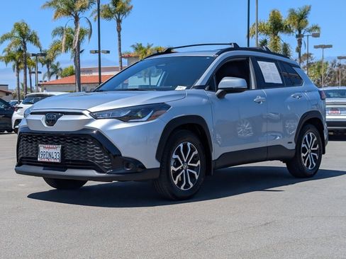 Used 2024 Toyota Corolla Cross AWD Hybrid w/ Moonroof Package image 11