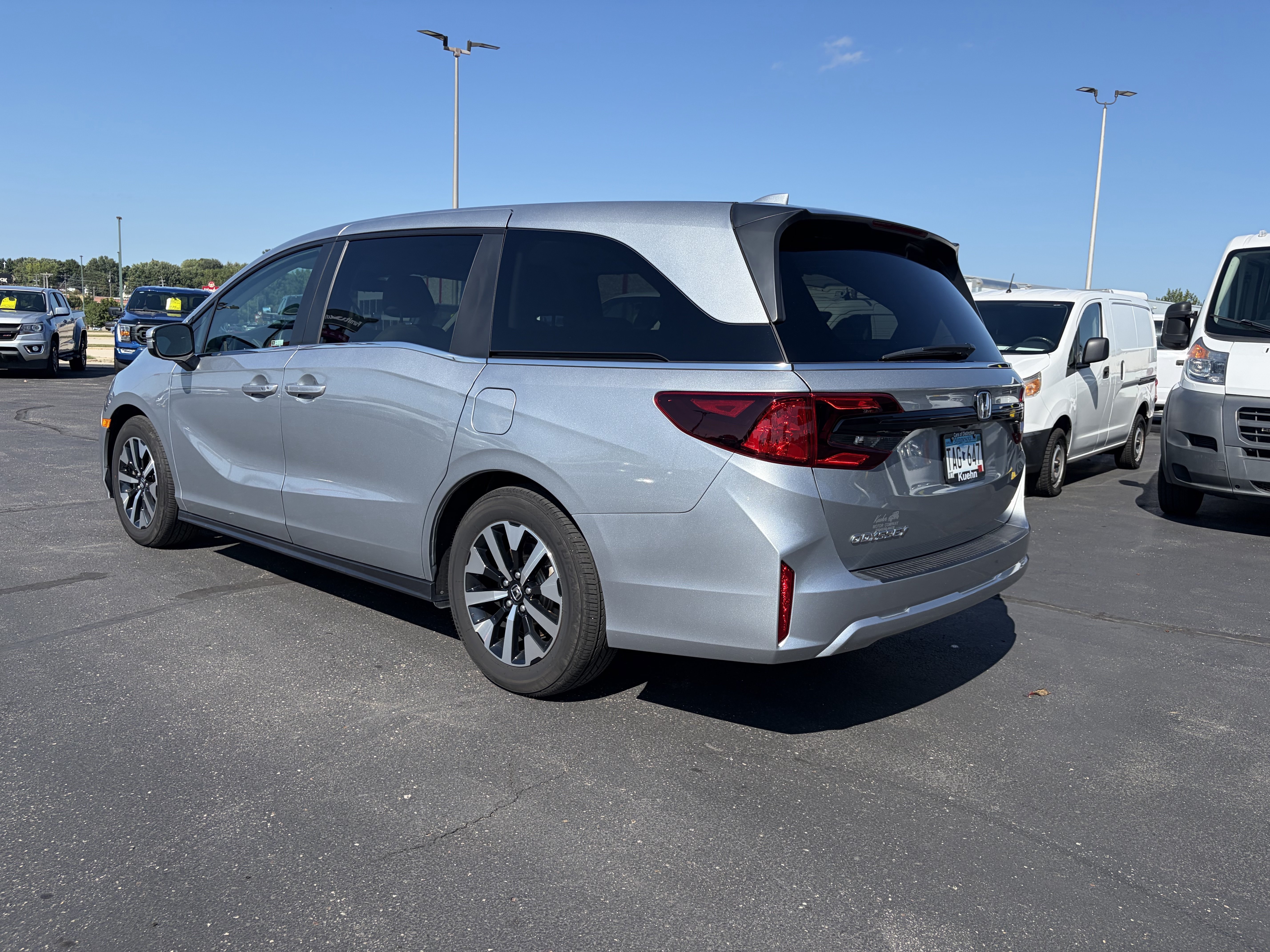 Used 2026 Honda Odyssey EX-L image 5