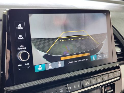 Used 2026 Honda Odyssey Touring image 23